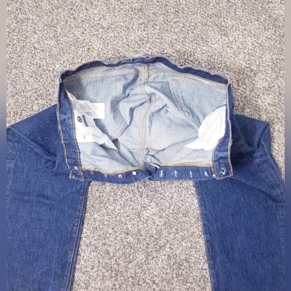 501 ORIGINAL FIT BUTTON UP LEVI'S JEANS - Picture 7 of 16